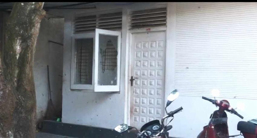 කොහුවලදී නිවසකට අත්බෝම්බ ප්‍රහාරයක්...